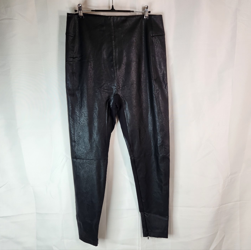 HoneyLove Black Faux Leather Leggings Pants w/ Ankle Zips – Stretch Fit 1X